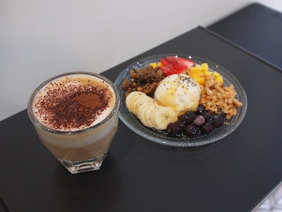 OAT EATERY AND COFFEE atmosphere
