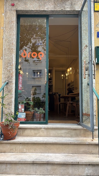 Drop. Specialty Coffee & Brunch in Lisbon