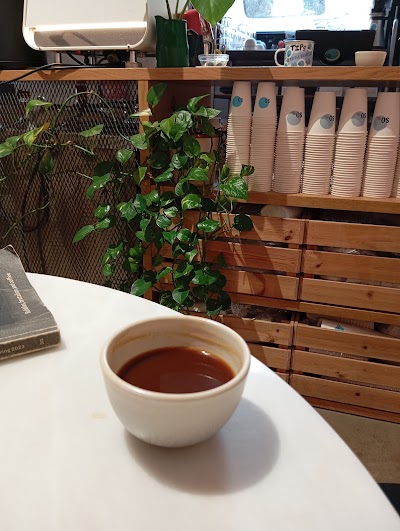 SO Coffee Roasters atmosphere