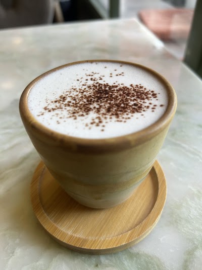 ALLO Café atmosphere
