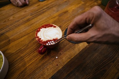 Naji Specialty Coffee atmosphere