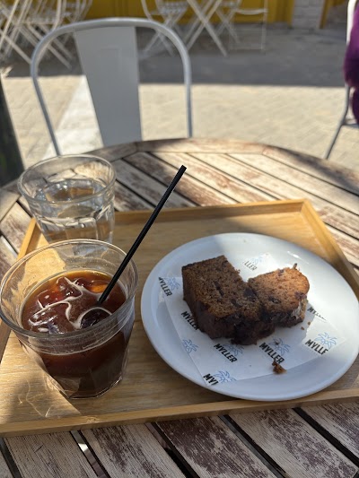 Myller Coffee Shop atmosphere