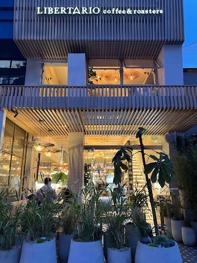 Interior of Libertario Coffee Roasters - Calle 85 in Cundinamarca