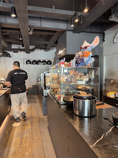Bottomless Flagship Store coffee