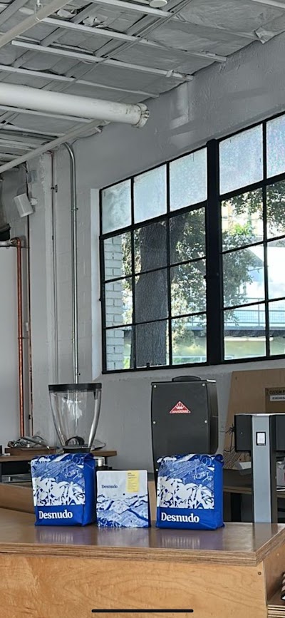 Desnudo Coffee: West 6th St in Austin
