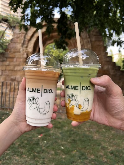 Almedio cookies (specialty coffee) atmosphere