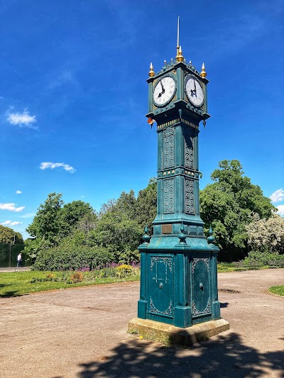 Brockwell Park atmosphere