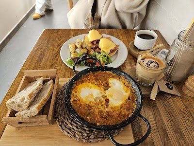 Billy Brunch & Park coffee