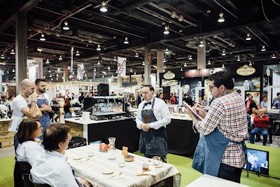 Interior of Cafetería Chus in Alicante