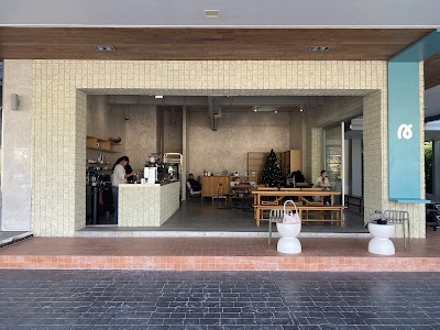 Interior of Nippy Coffee Roaster - CEI in Chiang Rai