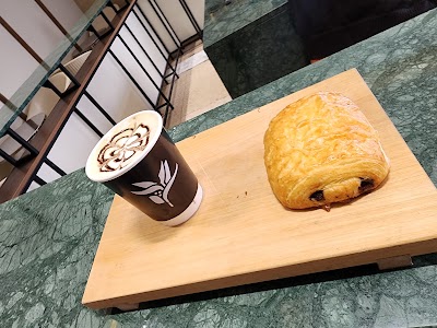 Bari Coffee & Drinks atmosphere