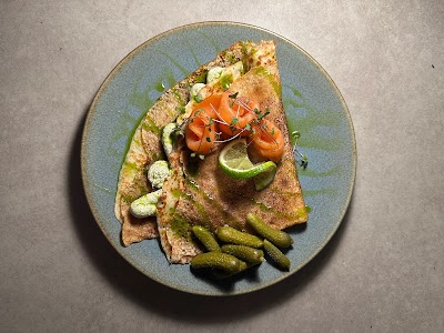 DOM - Specialty Coffee & Brunch atmosphere