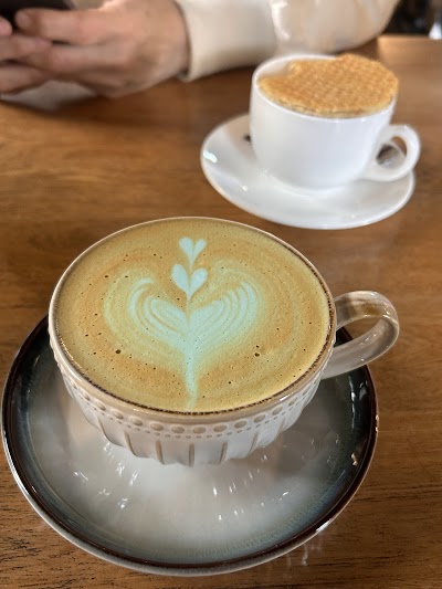 Mundano Coffee Shop atmosphere