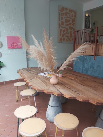 Pulse 99 Coffee atmosphere