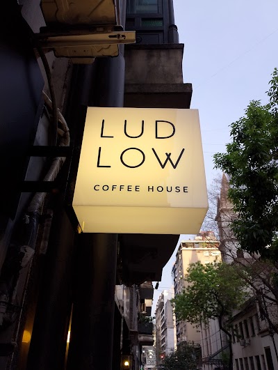 Ludlow Coffee House atmosphere