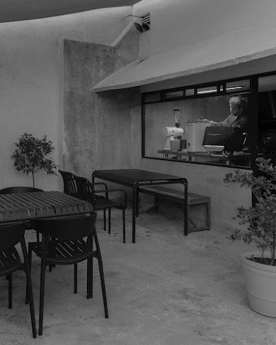 FITØBA Specialty Coffee Roasters atmosphere