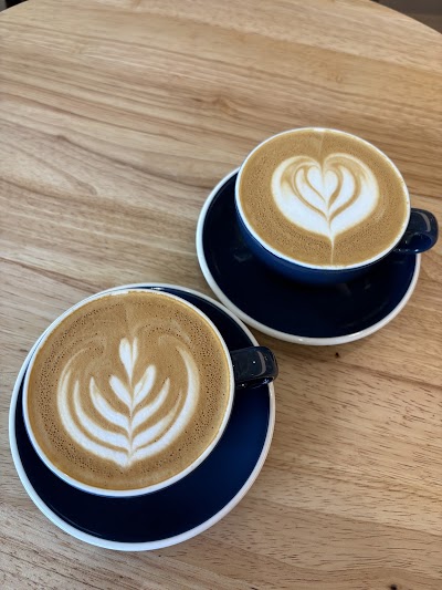 Every Half Coffee Roasters - Saigon Pearl atmosphere