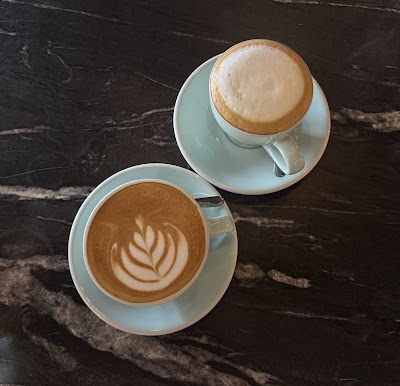 Crema & Cream Cafe Bistro + Coffee Lab atmosphere