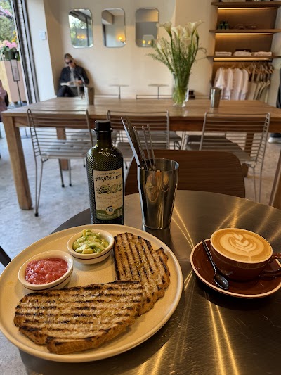 Blueloop Coffee atmosphere