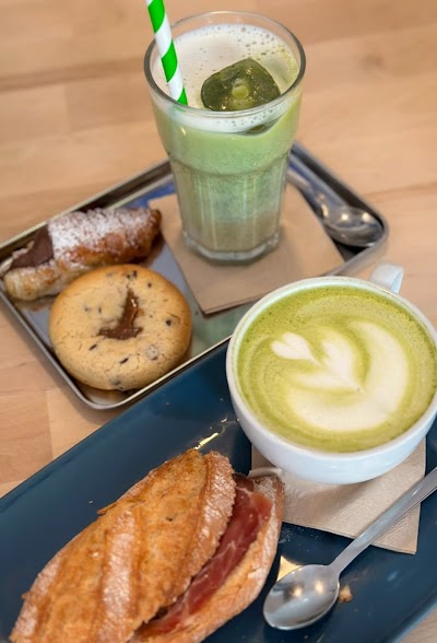 BLAVA Coffee Shop atmosphere