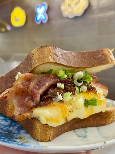 Bread x Butter Cafe Downtown coffee