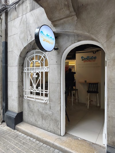 Santiago Speaks Café | Cafeteria de especialidad| Culture exchange atmosphere