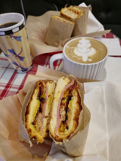 Cafe Encore: Coffee, Breakfast, and Lunch Delights coffee