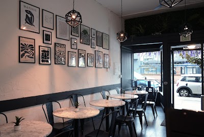 Interior of Royal Ground Coffee in San Francisco