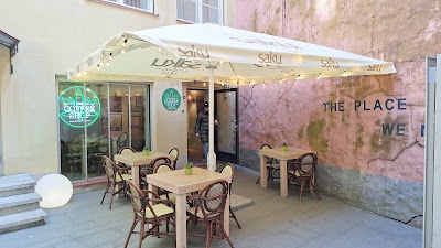 the Coffee Shop Tallinn Viru 3 in Tallinn