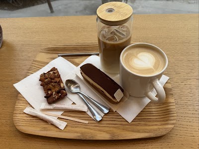 Boris - Café Pâtisserie atmosphere