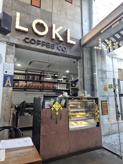 LOKL Coffee Co atmosphere