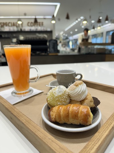 Cortinovis Specialty Coffee roasters Milano atmosphere