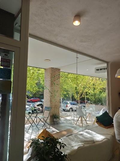 The Sippers Coffee - Specialty Coffee & Brunch atmosphere