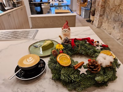 Maison coffee atmosphere