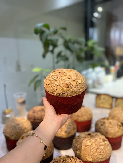Gau Coffee & Bakery atmosphere