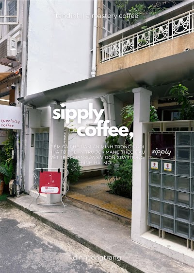 Sipply Coffee Roastery atmosphere