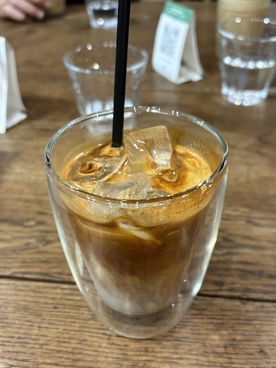 euki visionary coffee & cacao atmosphere