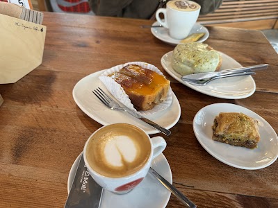 El Molí Pan Y Café atmosphere