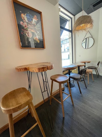 Simpli Coffee Chiado in Lisbon