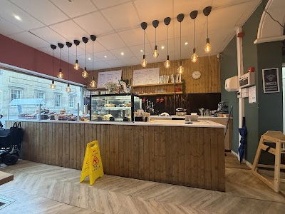 Crafty Beans Cakes & Cafe in Bristol BS1 5JA