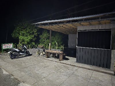 Warung D'Bukit Coffee & Grill