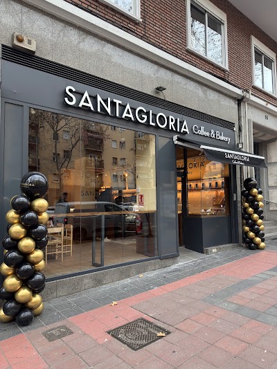 Santagloria Coffee & Bakery in Madrid