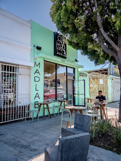 Mad Lab Coffee atmosphere
