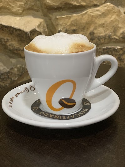 Q Gourmet Café atmosphere