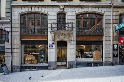Madeleine - Café, Livres & Co atmosphere