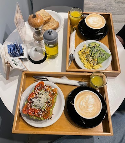 OKI COFFEE atmosphere