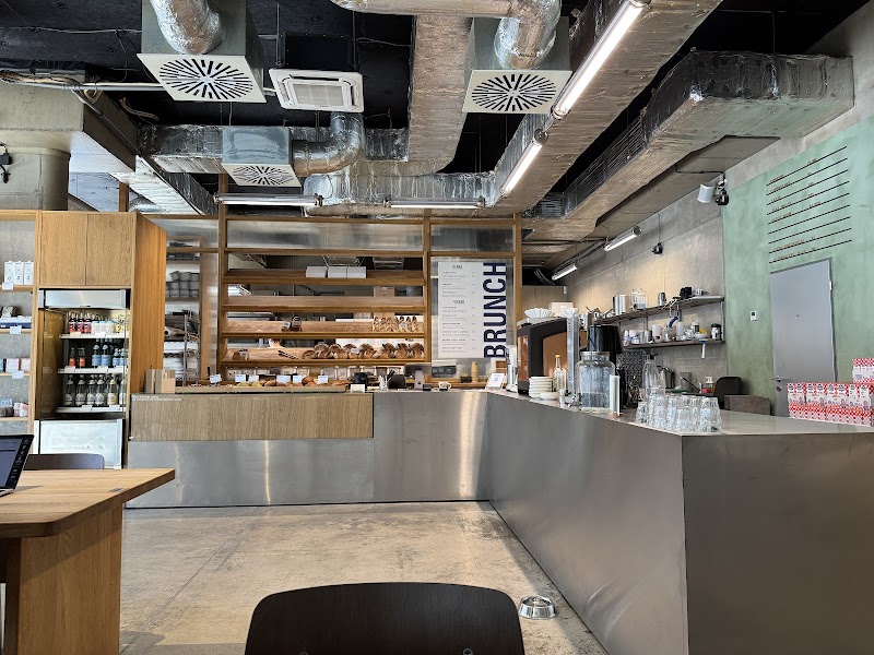 TISSE Bakery Nusle coffee