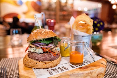 The Market - Brunch & Casual Gourmet at Zona G atmosphere