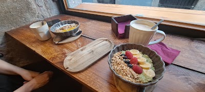 Cáscara Café & Brunch atmosphere