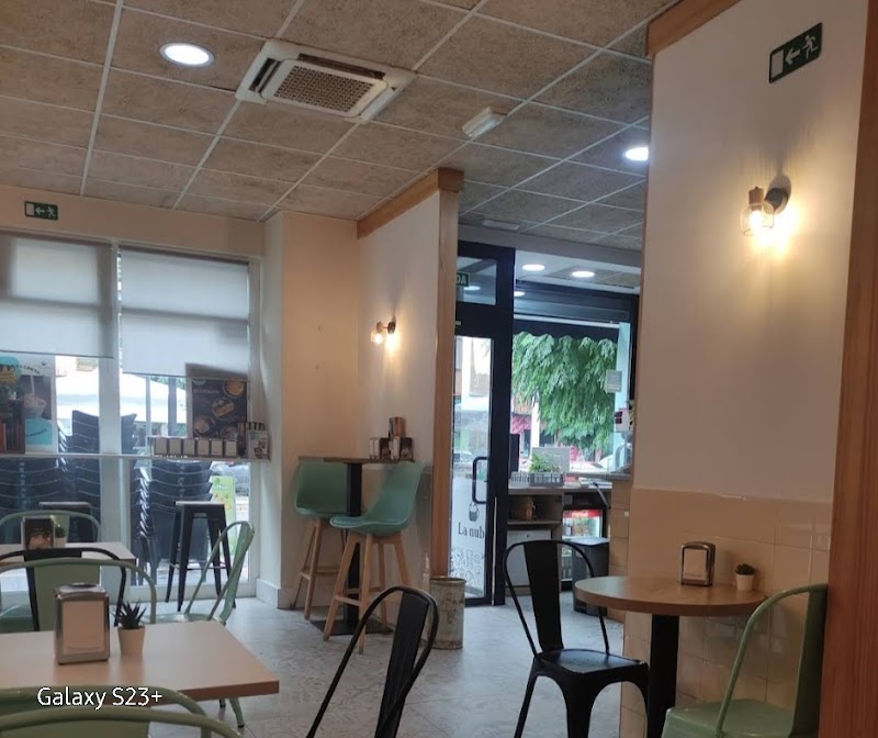 La Nube Café atmosphere